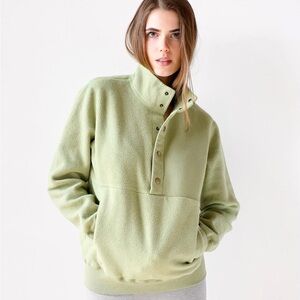 Province of Canada Fleece Pullover in Moss